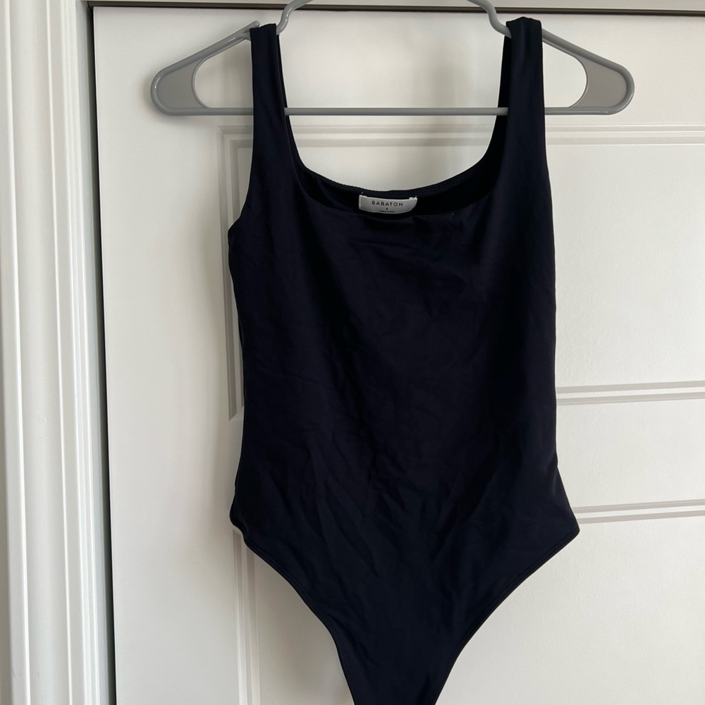Aritzia Babaton Contour Squareneck Bodysuit